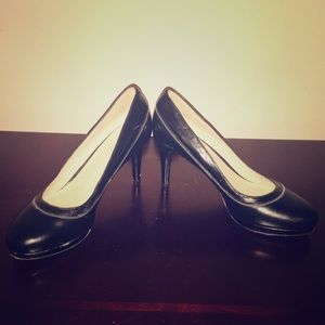 Nine West Black Zipper Pumps 7.5